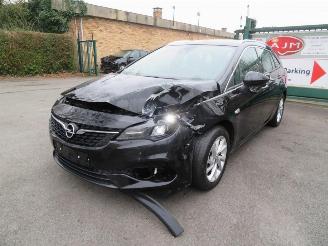 dañado vehículos comerciales Opel Astra TVA DéDUCTIBLE 2021/2