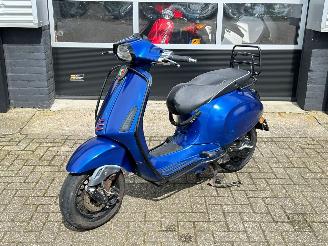 dommages scooters Vespa  Sprint 50 4T 2014/7