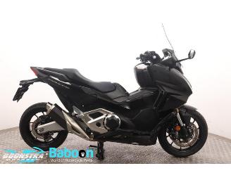 Avarii motociclete Honda  NSS 750 Forza ABS 2021/11