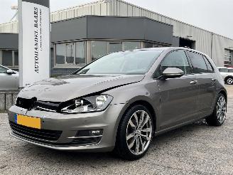 dommages fourgonnettes/vécules utilitaires Volkswagen Golf 1.0 TSI Connected Series 2016/7