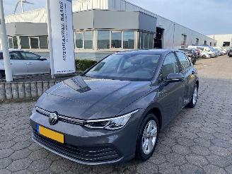 demontáž osobní automobily Volkswagen Golf 1.0 TSI Life Business 2021/8