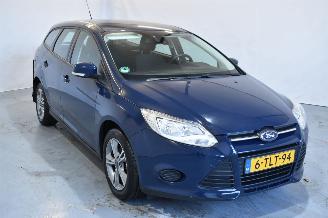 Autoverwertung Ford Focus 1.0 EcoBoost Edition 2014/3