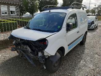 dommages caravanes Renault Kangoo 1.5 DCI 55KW 2012/4