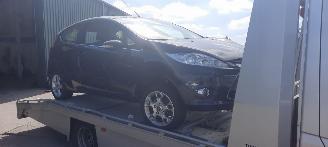 damaged passenger cars Ford Fiesta 1.25 16v 2012/4