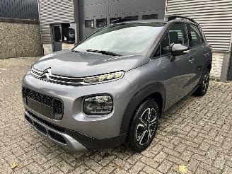 damaged commercial vehicles Citroën C3 Aircross 1.2 Pure-tech AUTOMAAT / CLIMA / CRUISE / PDC 2019/8
