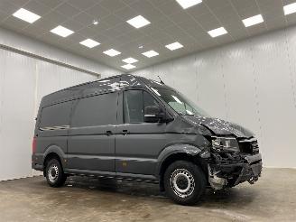 damaged commercial vehicles Volkswagen Crafter 35 2.0 TDI DSG L2H2 Navi Airco 2020/1