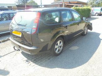 Ford  Focus Wagon 1.8-16V Amb. FlexiF. picture 3