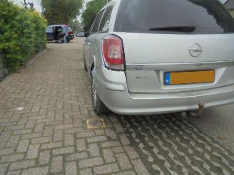Opel Astra Astra Wagon 1.9 CDTi Business picture 11