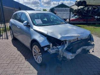 uszkodzony samochody osobowe Opel Insignia Insignia Sports Tourer, Combi, 2008 / 2017 1.6 CDTI 16V 2016/1
