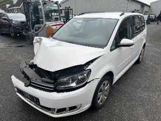 uszkodzony samochody osobowe Volkswagen Touran 1.2 TSI Comfortline 2011/9
