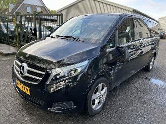 Voiture accidenté Mercedes V-klasse 220 Diesel Automaat  ( 8 persoons ) 2018/7