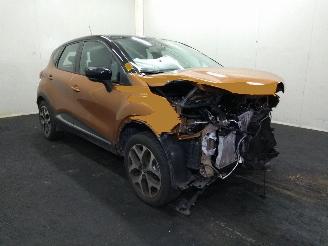 Unfallwagen Renault Captur 0.9 TCE Intens 2018/5