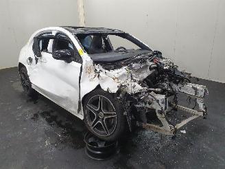 Damaged car Mercedes A-klasse A180 Busines Solution AMG 2020/6