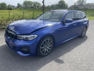 Autoverwertung BMW 3-serie 330e Touring M-Sport/ Hybride / Automaat 2021/2