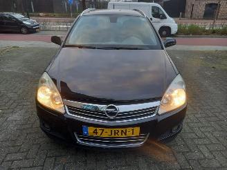 Voiture accidenté Opel Astra 1.7CDTI ECOFLEX COSMO 2009/8