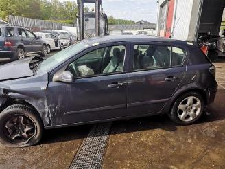 Voiture accidenté Opel Astra Astra H (L48), Hatchback 5-drs, 2004 / 2014 1.4 16V Twinport 2008/10