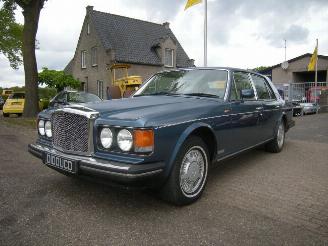 dommages fourgonnettes/vécules utilitaires Bentley Eight 6.8 I V8 SALOON 1986/8
