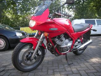 Auto incidentate Yamaha XJ 6 Division 600 S DIVERSION IN ZEER NETTE STAAT !!! 1992/4