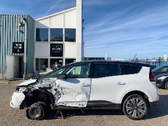 škoda osobní automobily Renault Grand-scenic 1.3 TCe Business Zen 7p. BJ 2021 14860 KM 2021/9