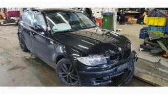 Voiture accidenté BMW 1-serie 1 serie (E87/87N), Hatchback 5-drs, 2003 / 2012 116i 2.0 16V 2011/3