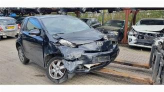 škoda osobní automobily Toyota iQ iQ, Hatchback 3-drs, 2009 / 2015 1.0 12V VVT-i 2010/5