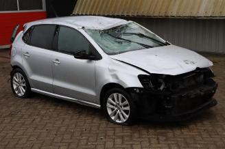 damaged passenger cars Volkswagen Polo Polo V (6R), Hatchback, 2009 / 2017 1.2 TSI 2010/10
