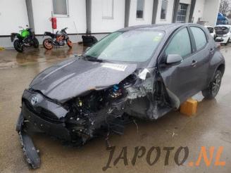 uszkodzony samochody osobowe Toyota Yaris Yaris IV (P21/PA1/PH1), Hatchback, 2020 1.5 12V Hybrid 115 2023/7