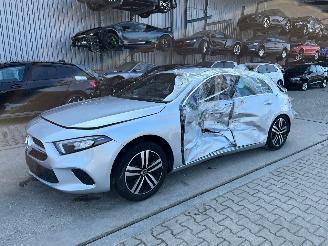 uszkodzony samochody osobowe Mercedes A-klasse A 200 2020/7