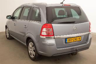 Opel Zafira 1.8 Cosmo Automaat picture 3