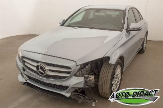 krockskadad bil auto Mercedes C-klasse 180D Airco Navi 2016/6