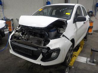 demontáž osobní automobily Kia Picanto Picanto (TA) Hatchback 1.0 12V (G3LA) [51kW]  (05-2011/06-2017) 2014/8