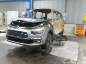 Damaged car Citroën C4 C4 Grand Picasso (3A) MPV 1.2 12V PureTech 130 (EB2DTS(HNY)) [96kW]  (=
04-2014/03-2018) 2017/12