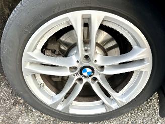 BMW 5-serie gereserveerd 520XD 190pk 8-traps aut M-Sport Ed High Exe - 4x4 aandrijving - softclose - head up - xenon - 360camera - line assist - 162dkm - keyless entry + start picture 69