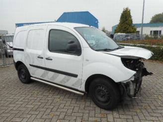 demontáž osobní automobily Renault Kangoo 1.5 dCi 90 PK  AIRCO, NAVI ,2 SCHUIFDEUREN , KLEP 2015/7