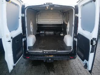 Renault Trafic L1H1 picture 12