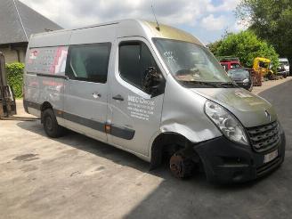 disassembly commercial vehicles Renault Master  2012/1