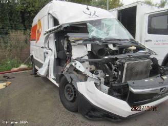 Voiture accidenté MAN TGE Van 2021 2.0 TDI Bestel  Diesel 1.968cc 103kW (140pk) FWD 2021/4