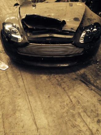 uszkodzony samochody osobowe Aston Martin Vantage  2008/1