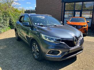 Auto da rottamare Renault Kadjar 140 pk automaat 59dkm spuitwerk  intens bose NL papers 2019/1