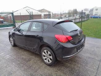 Vaurioauto  passenger cars Opel Astra 1.4I  A14XER 2014/9