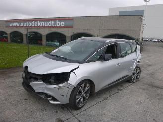 Salvage car Renault Scenic 1.5 DCI INTENS 7 PL 2017/4