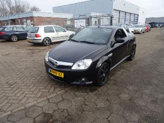 Opel Tigra TwinTop   1.4  16V picture 3