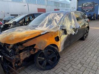 uszkodzony samochody osobowe Cupra Leon Leon (KLCB), Hatchback, 2020 1.4 TSI e-Hybrid 16V 2021/1