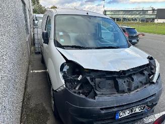 skadebil auto Renault Kangoo  2013/2