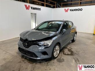 Auto incidentate Renault Clio  2020/1