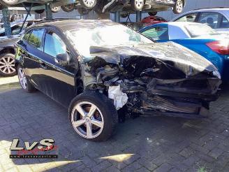 uszkodzony samochody osobowe Volvo V-40 V40 (MV), Hatchback 5-drs, 2012 / 2019 2.0 D2 16V 2018/12